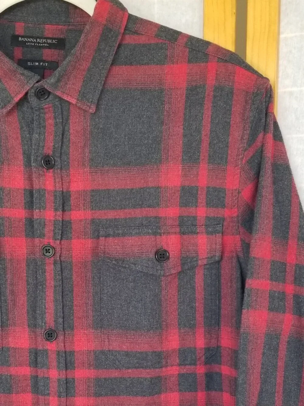 Banana Republic Luxe Flannel Shirt Red Charcoal Gray Plaid Men's XL